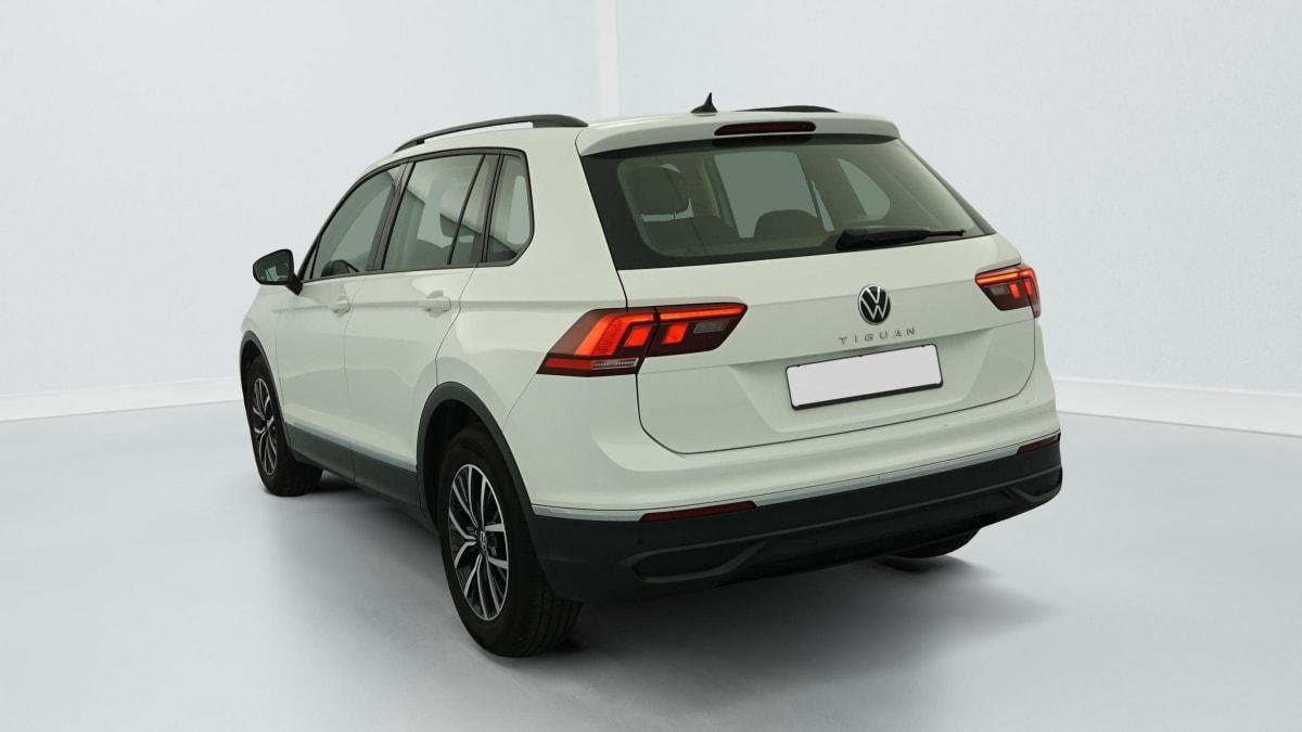 Volkswagen Tiguan - Image 5