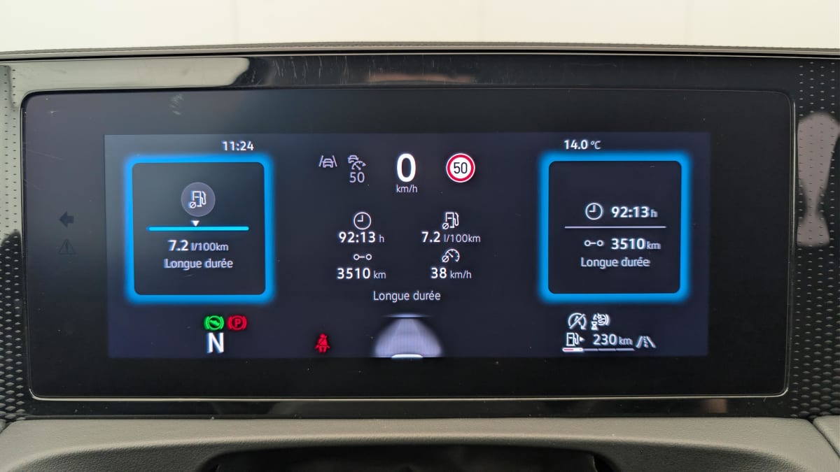 Volkswagen Tiguan - Image 23