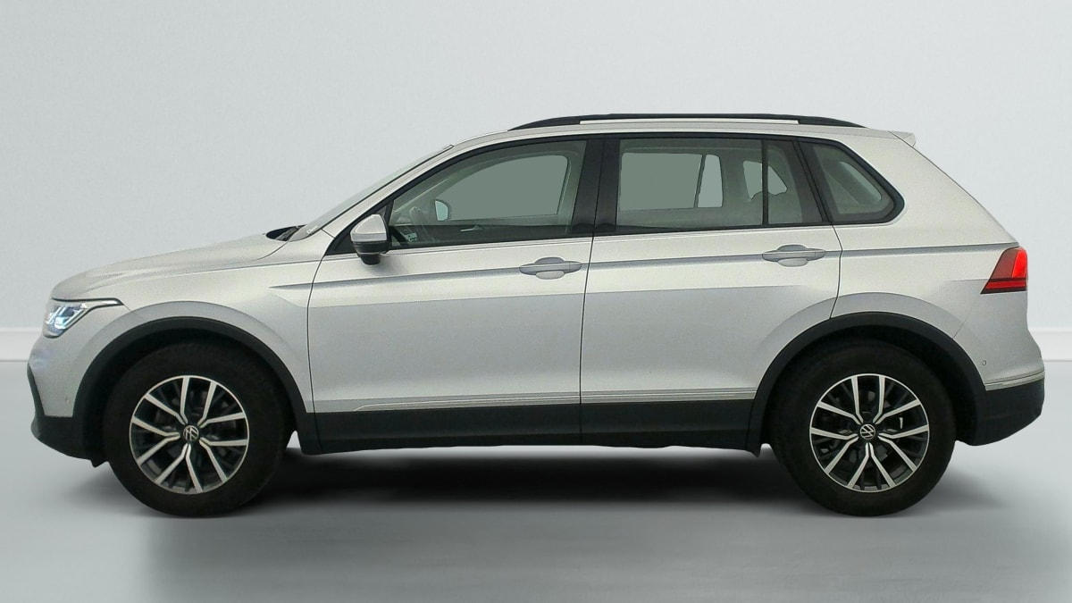 Volkswagen Tiguan - Image 4