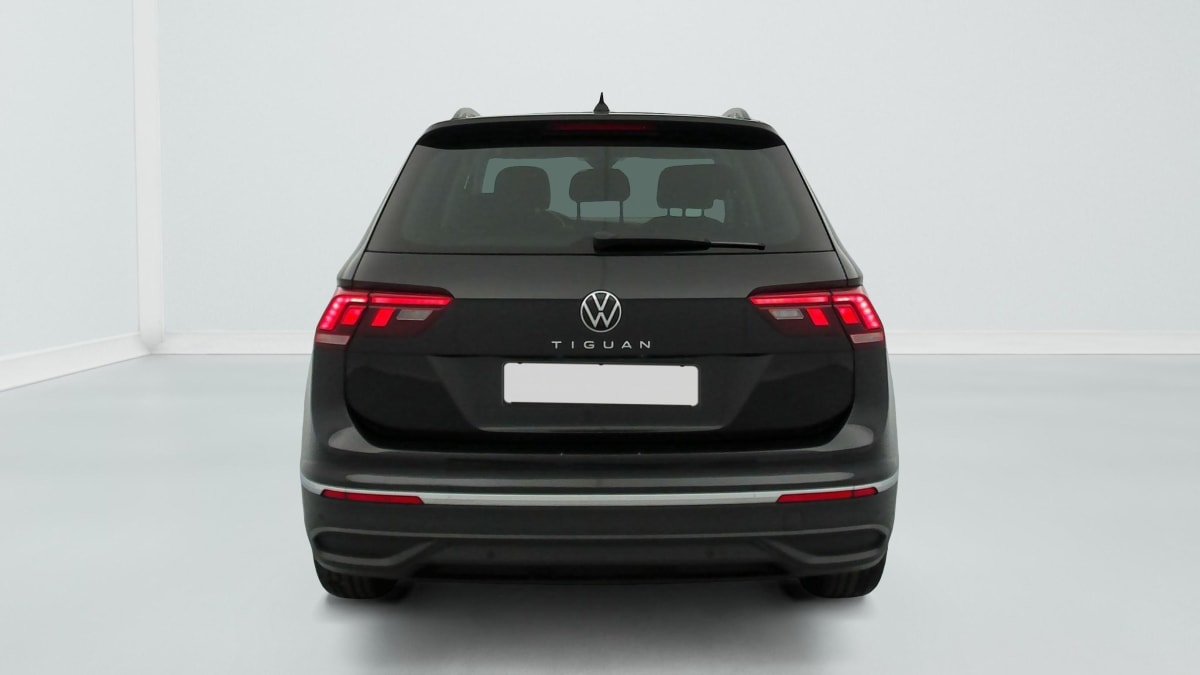 Volkswagen Tiguan - Image 6