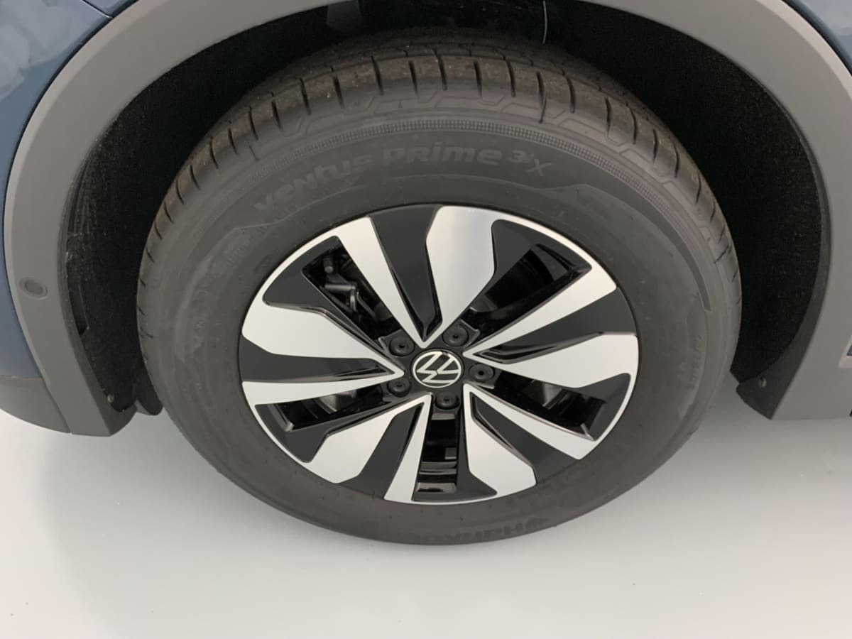 Volkswagen Tiguan - Image 76