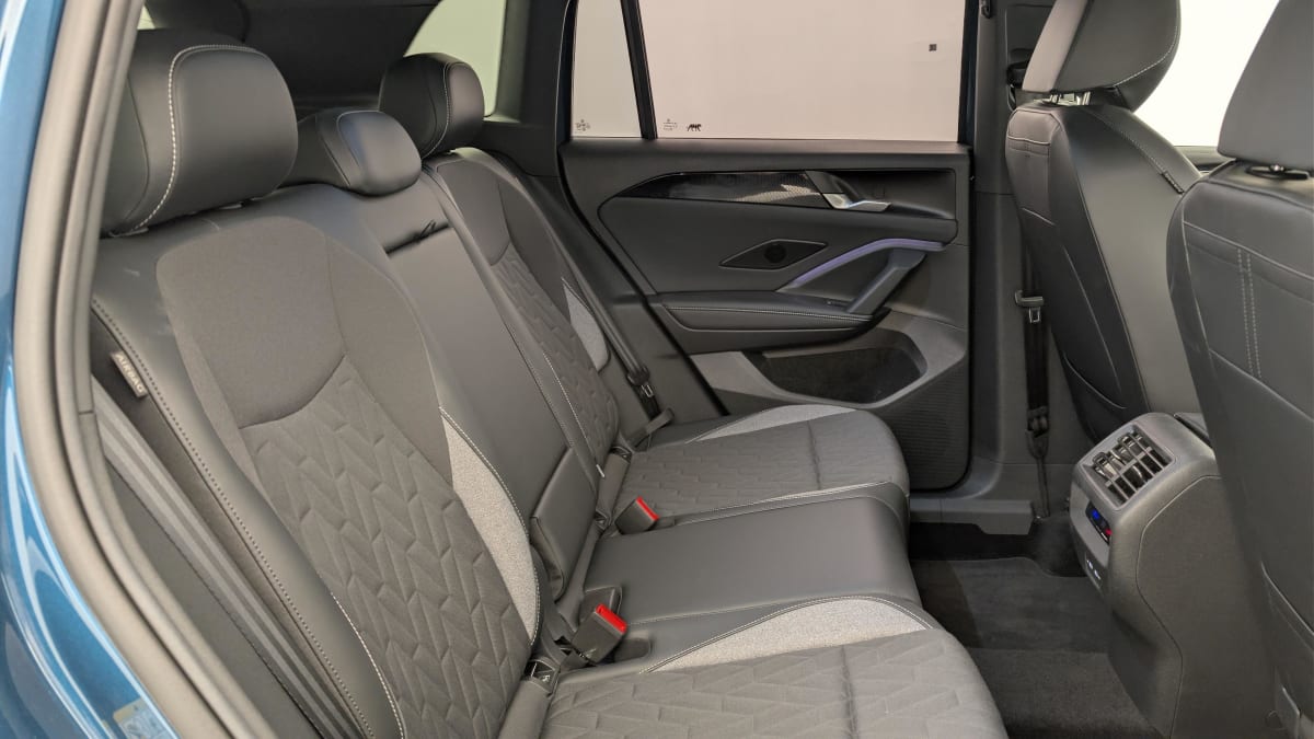Volkswagen Tiguan - Image 10
