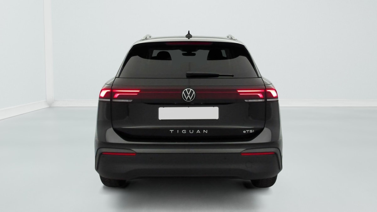 Volkswagen Tiguan - Image 6