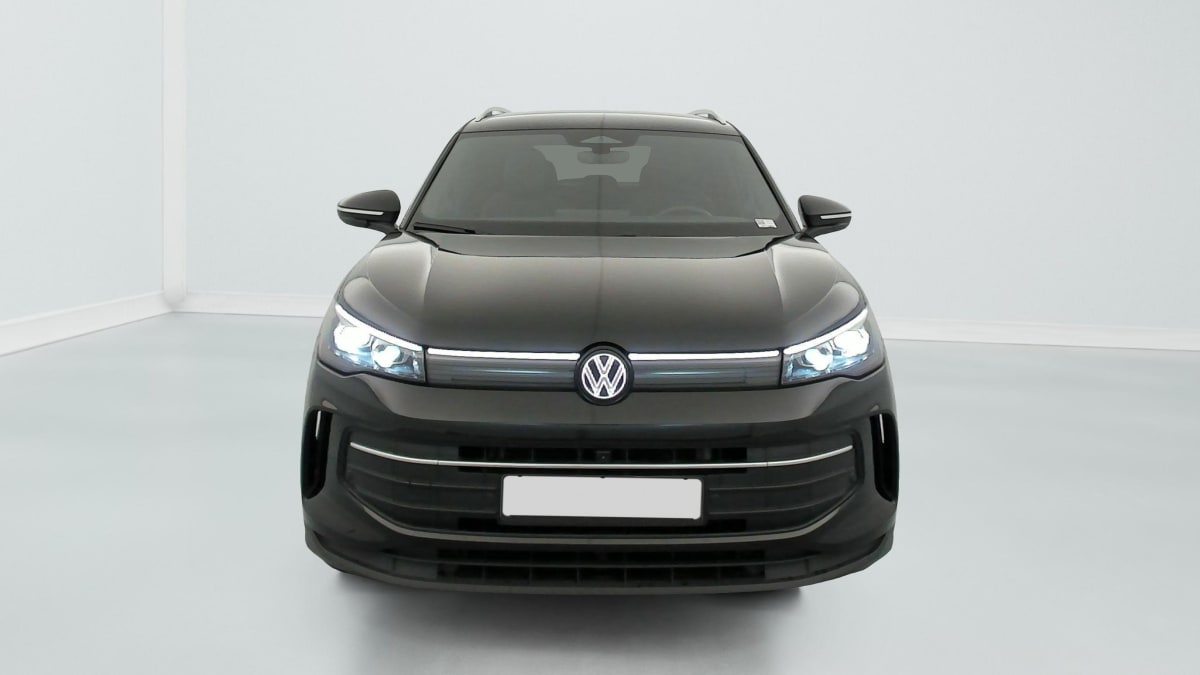 Volkswagen Tiguan - Image 2