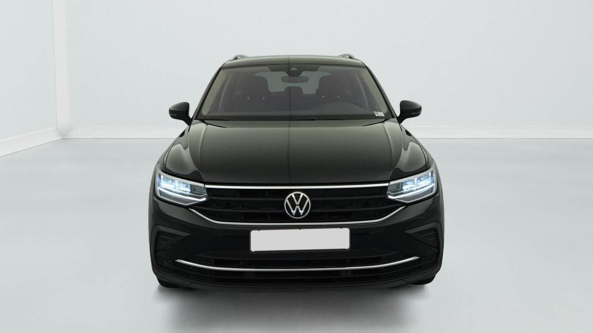 Volkswagen Tiguan - Image 2