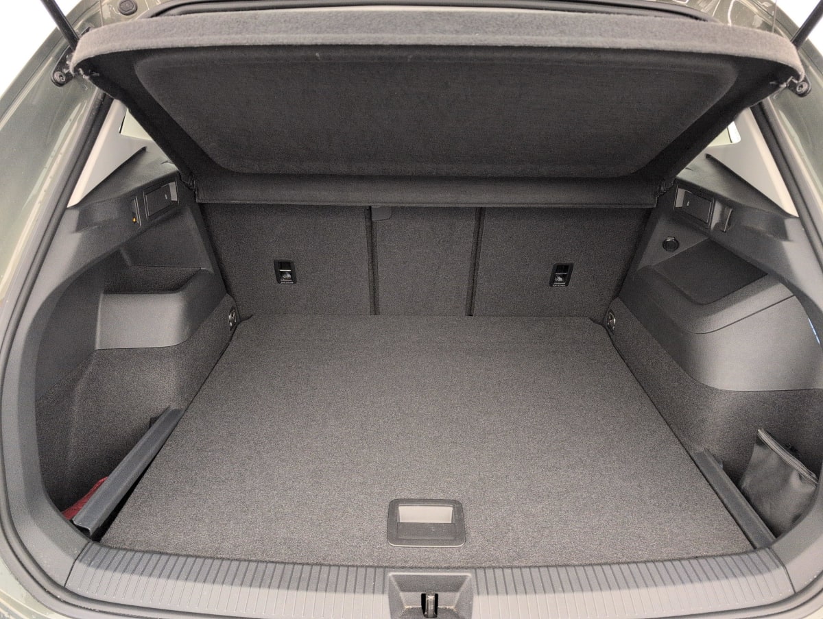 Volkswagen Tiguan - Image 11