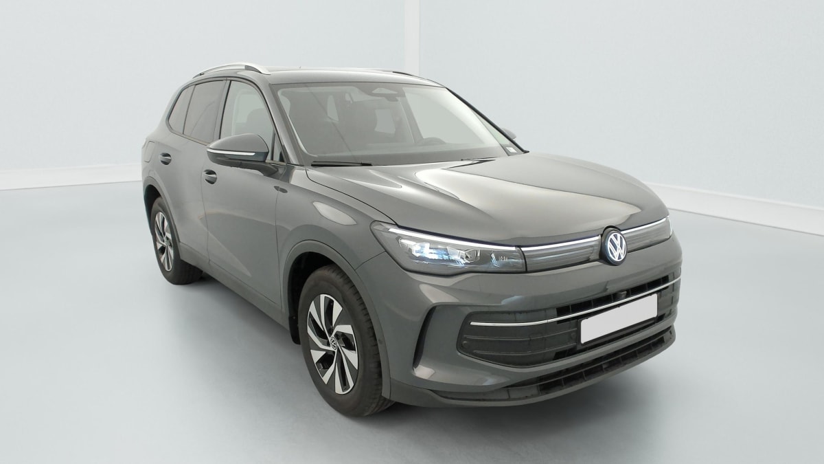 Volkswagen Tiguan - Image 26