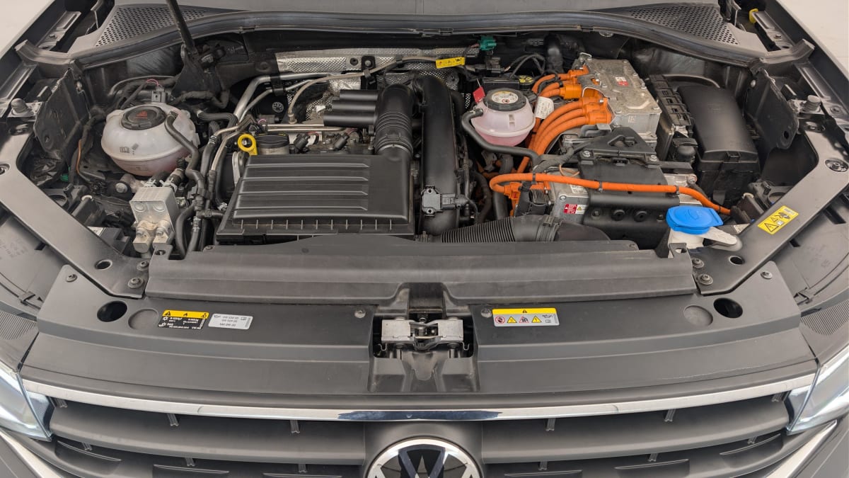 Volkswagen Tiguan - Image 20