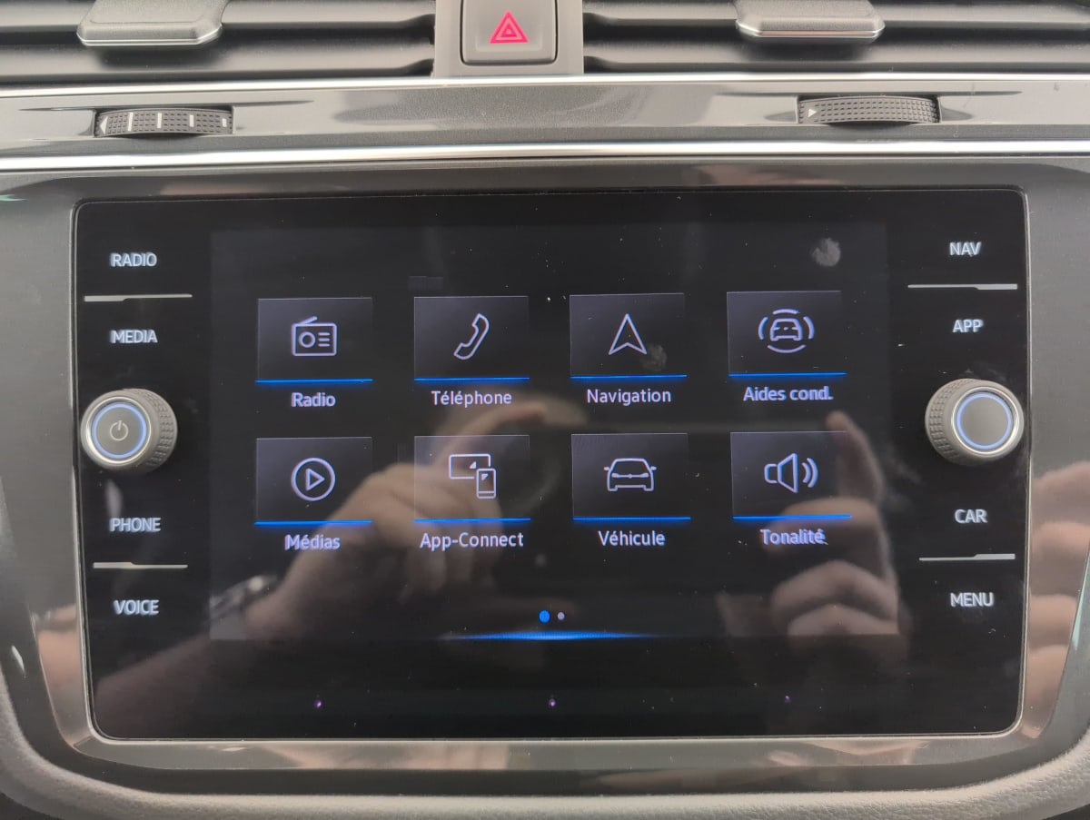Volkswagen Tiguan - Image 21