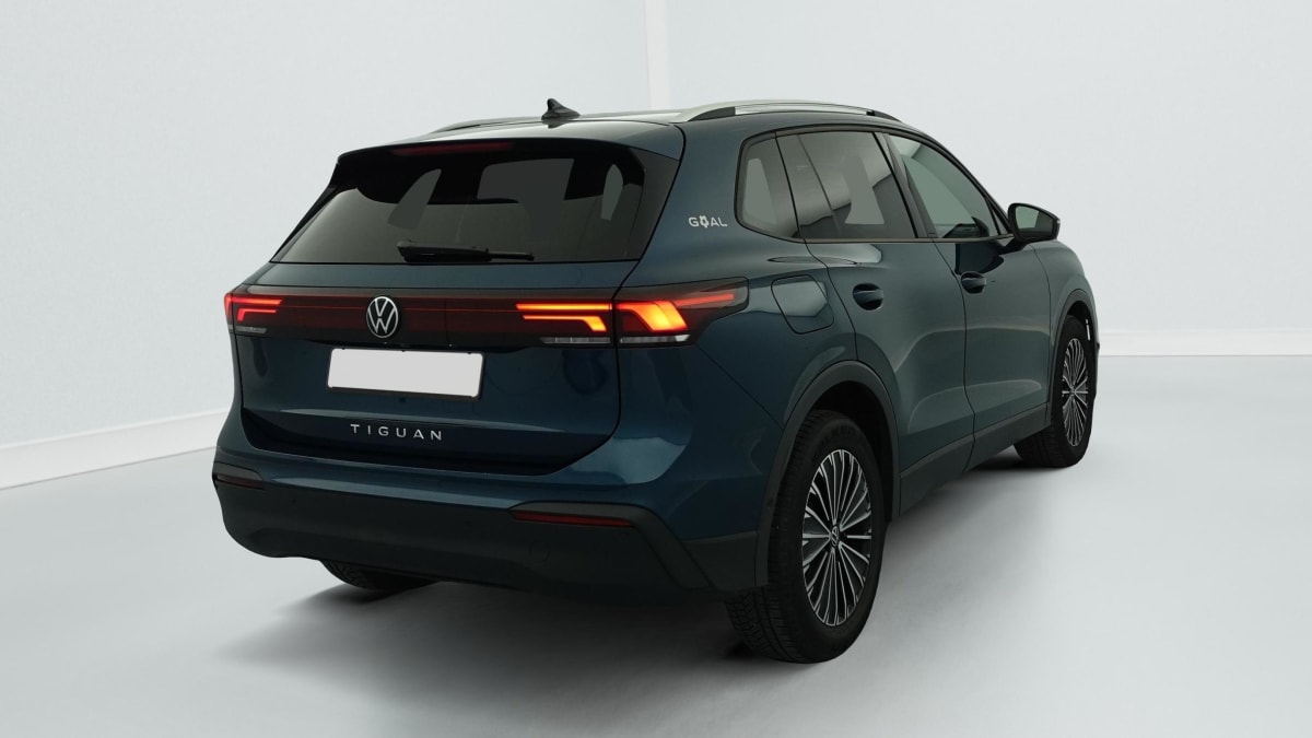 Volkswagen Tiguan - Image 7