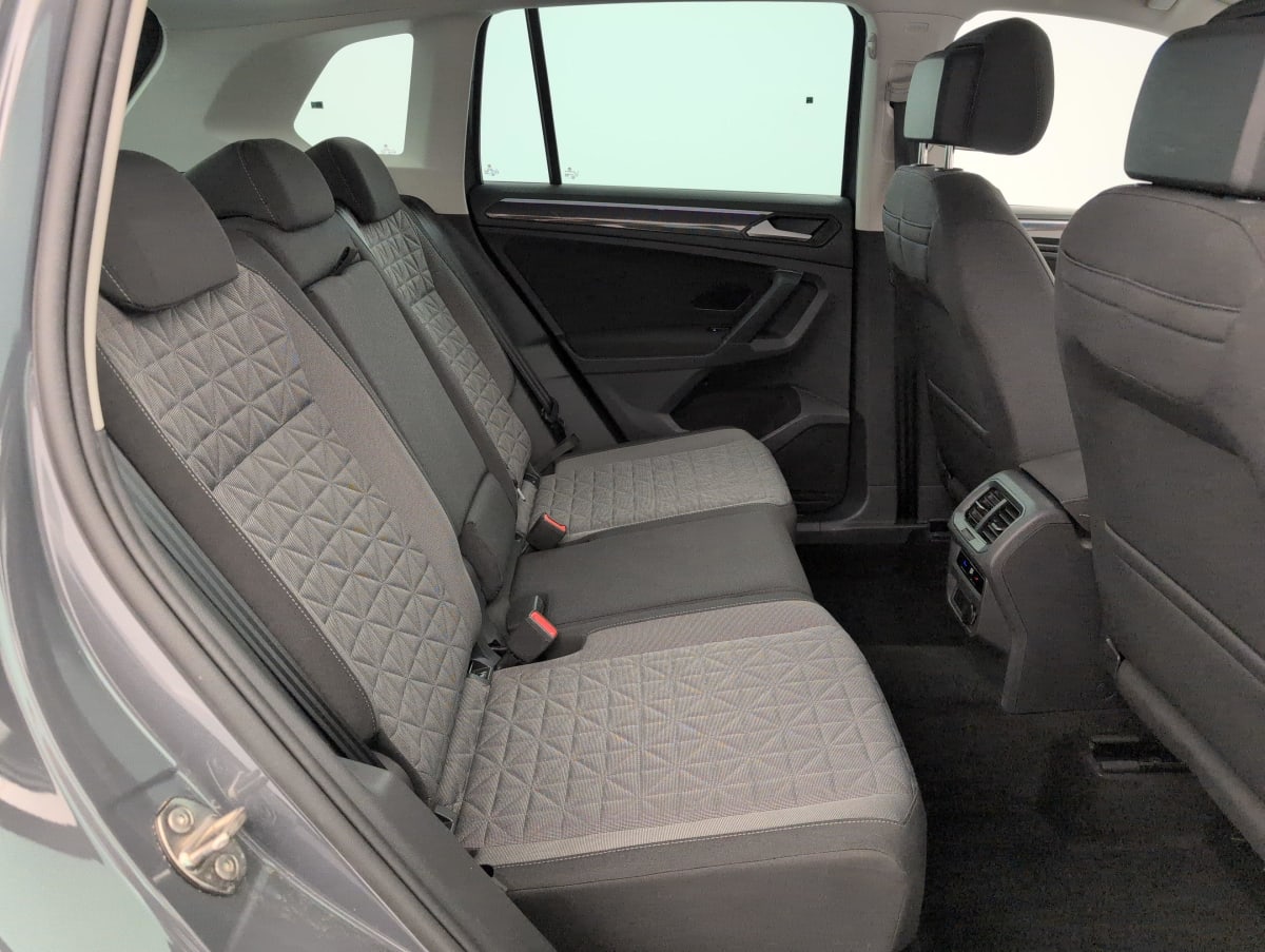 Volkswagen Tiguan - Image 10