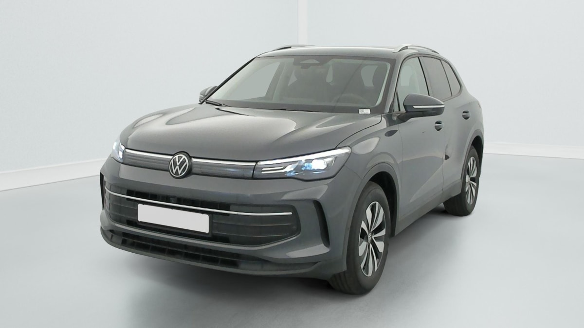 Volkswagen Tiguan - Image 24
