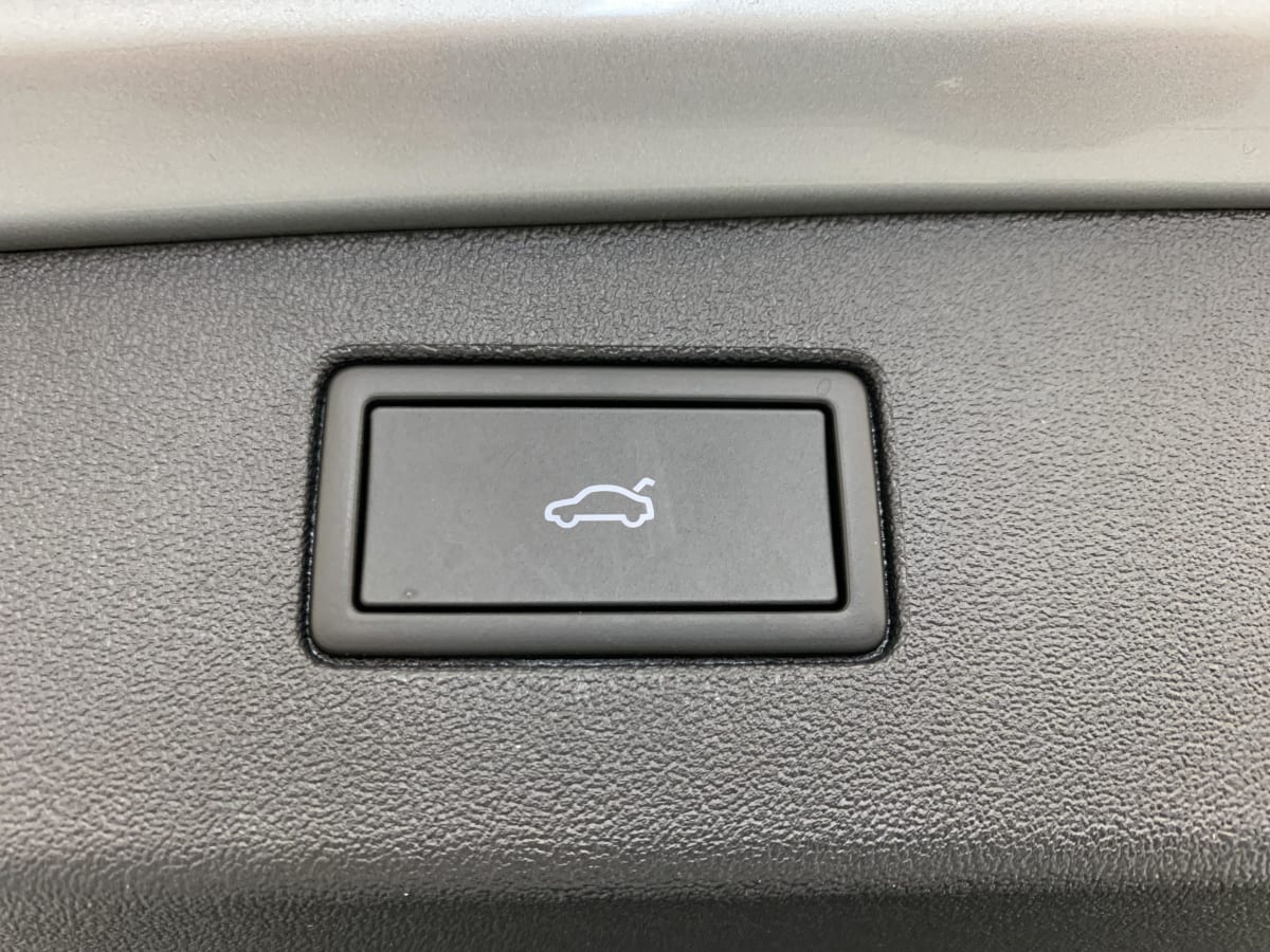 Volkswagen Tiguan - Image 48
