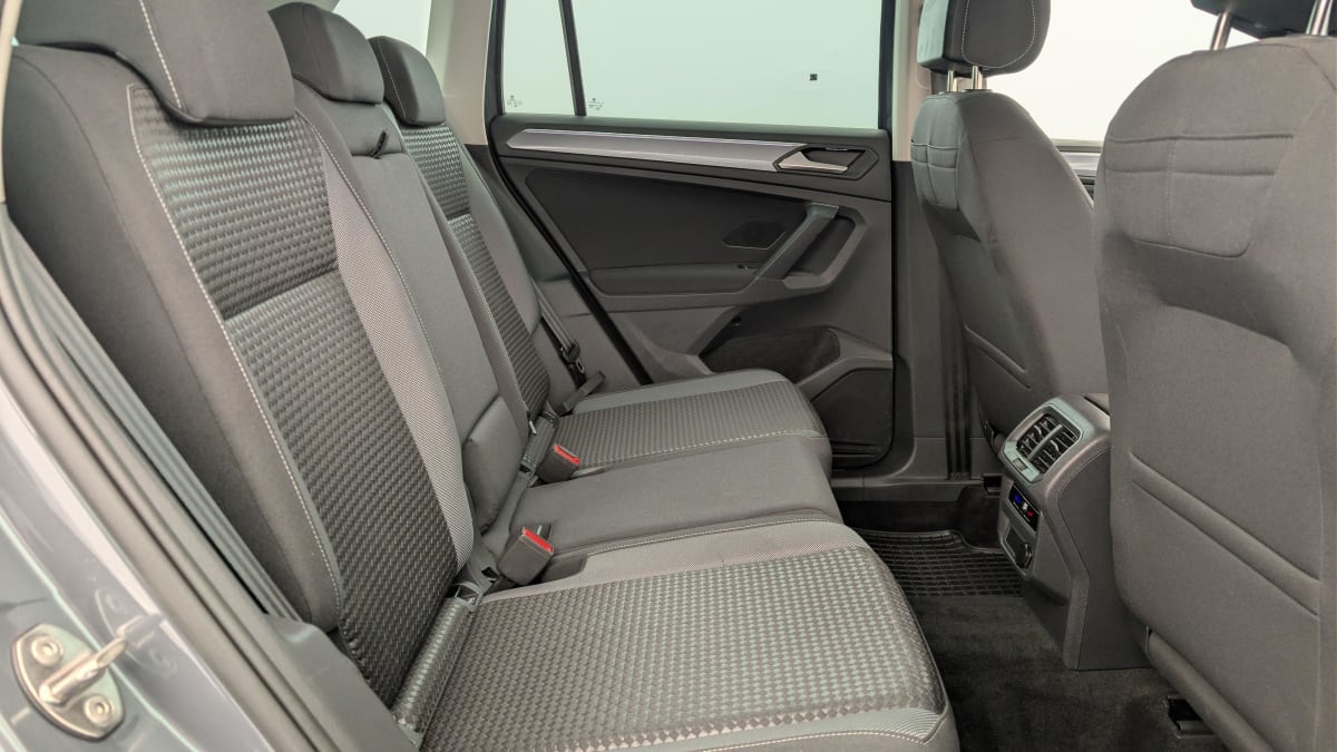Volkswagen Tiguan - Image 10