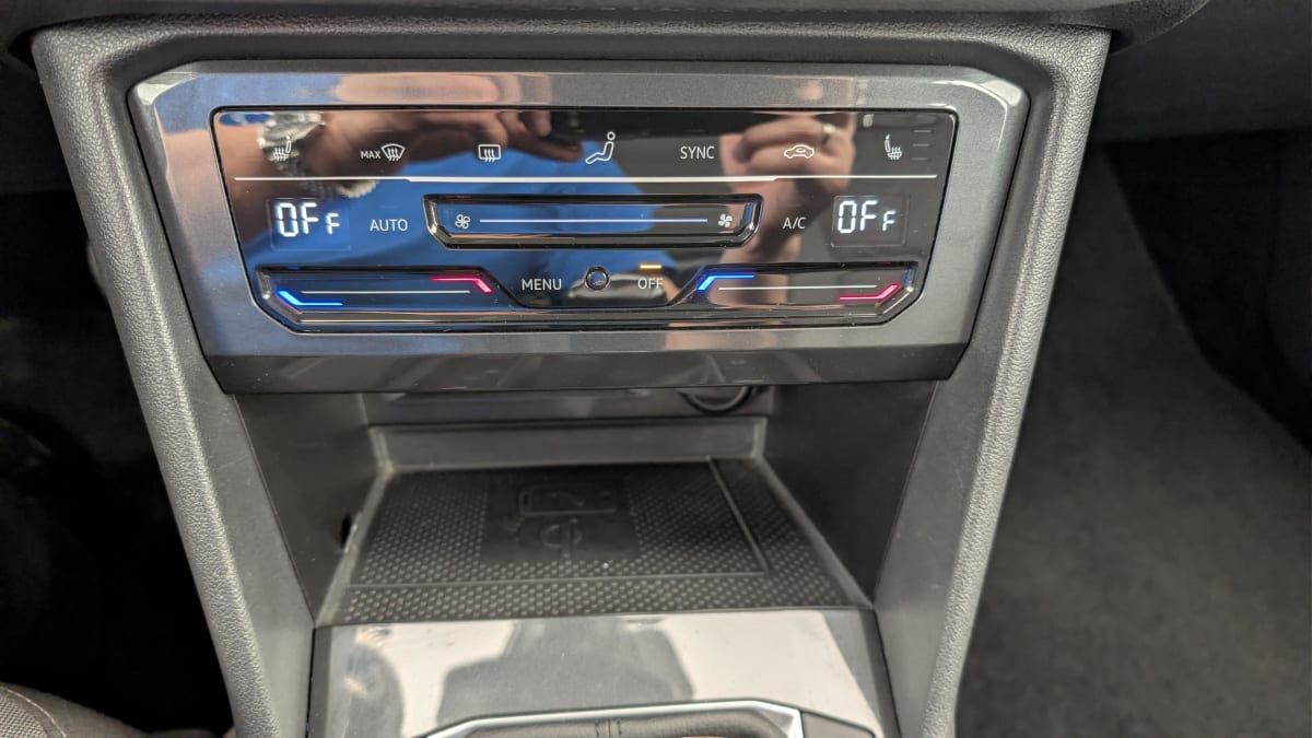 Volkswagen Tiguan - Image 19