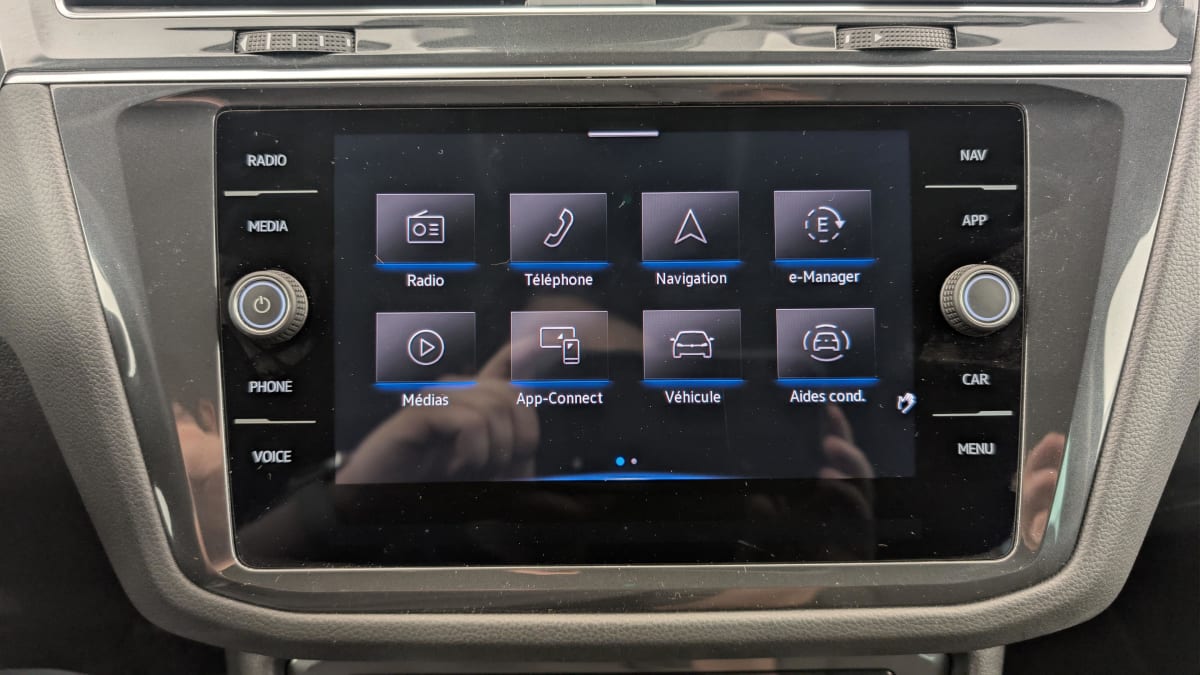 Volkswagen Tiguan - Image 17