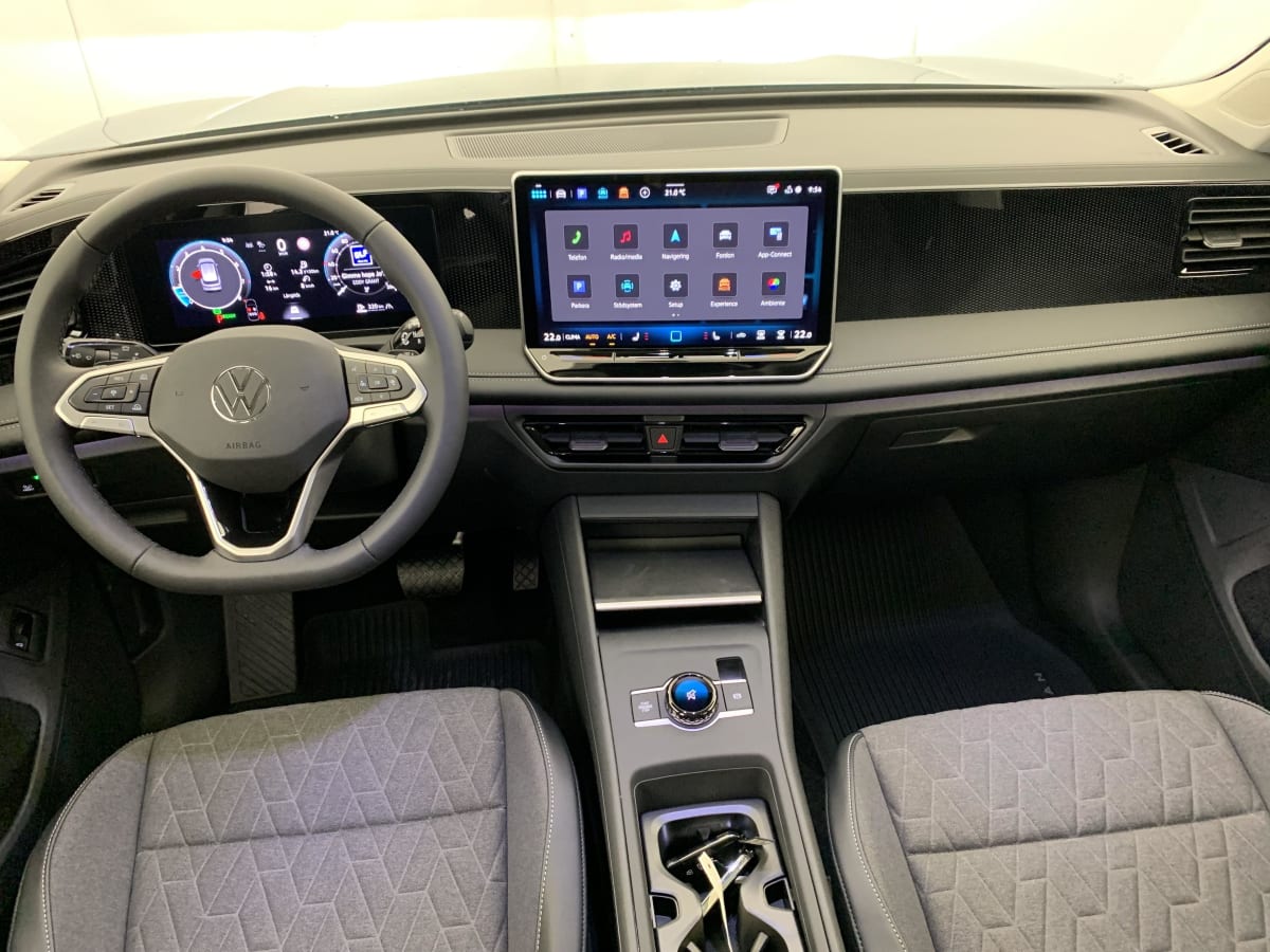 Volkswagen Tiguan - Image 42