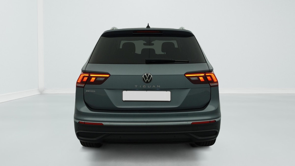 Volkswagen Tiguan Allspace - Image 6