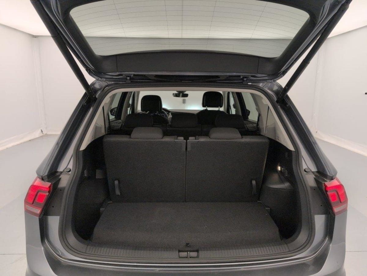 Volkswagen Tiguan Allspace - Image 11