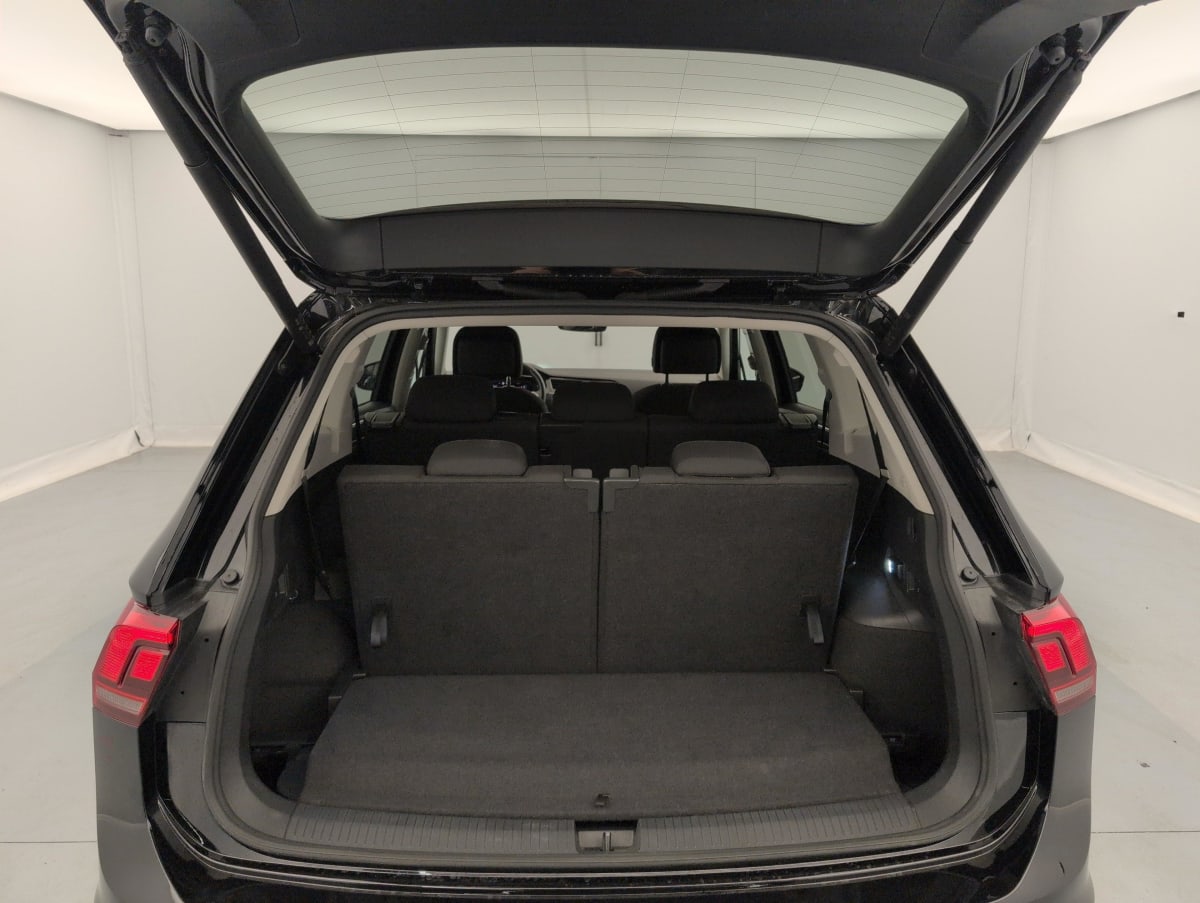 Volkswagen Tiguan Allspace - Image 11