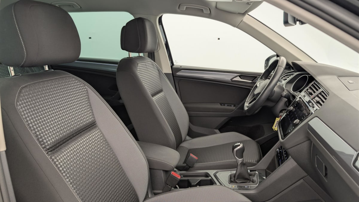 Volkswagen Tiguan - Image 9