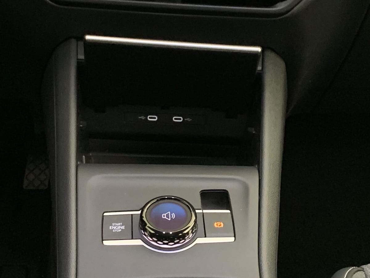 Volkswagen Tiguan - Image 43