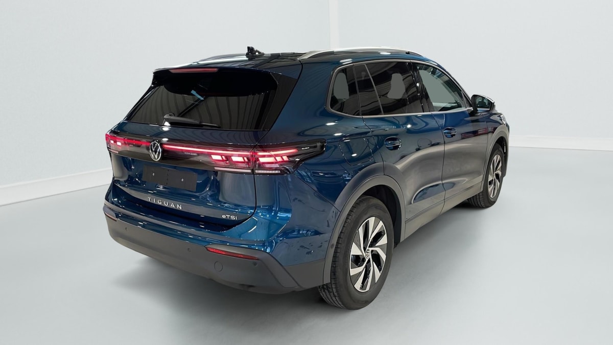 Volkswagen Tiguan - Image 7