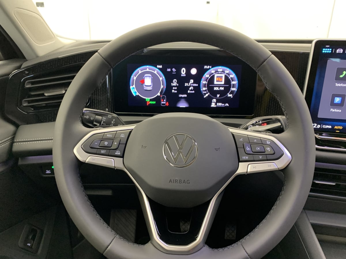Volkswagen Tiguan - Image 16