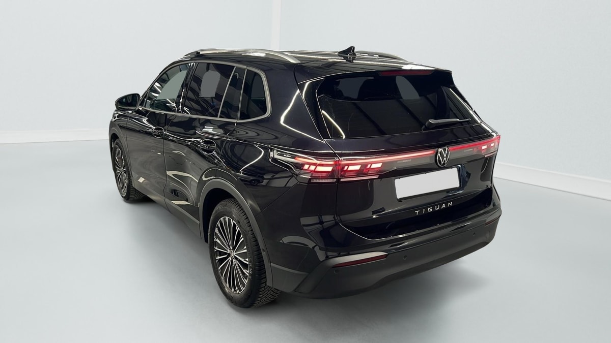 Volkswagen Tiguan - Image 5