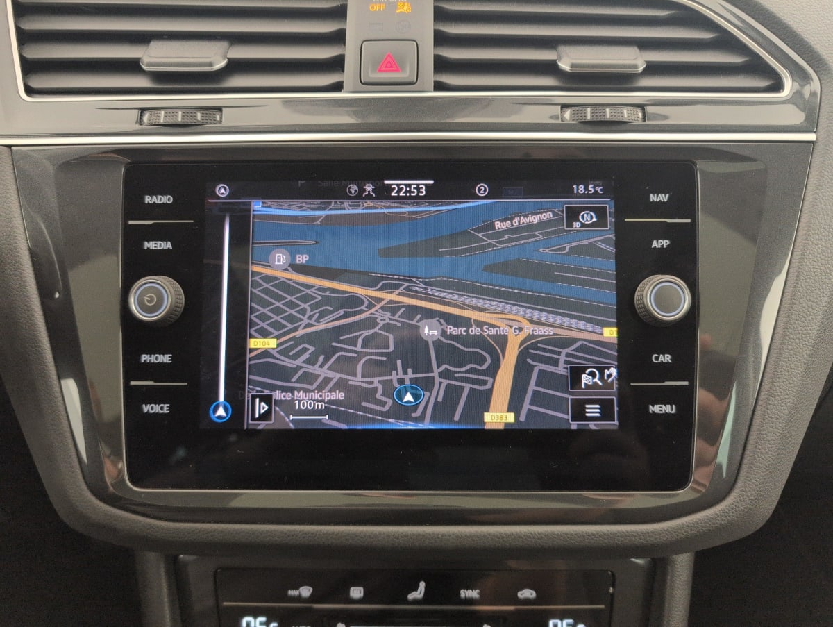 Volkswagen Tiguan Business - Image 19