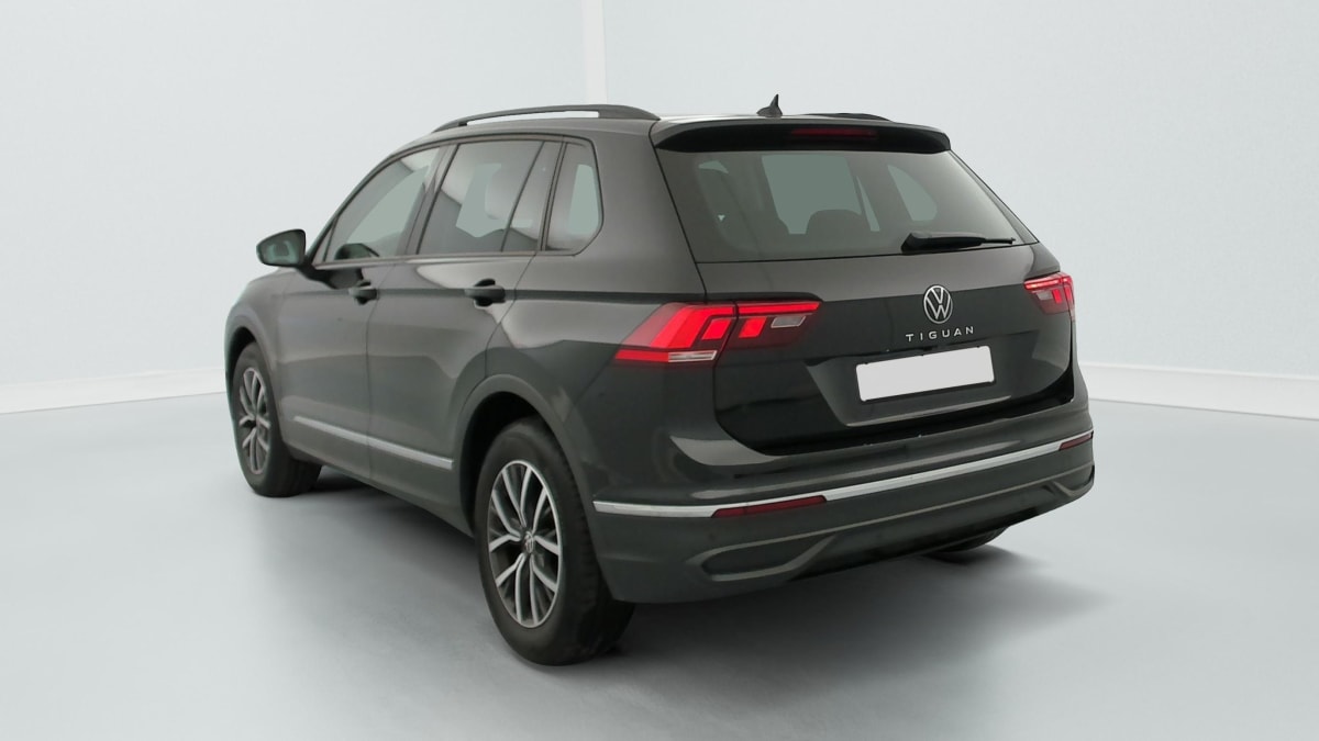 Volkswagen Tiguan Business - Image 5