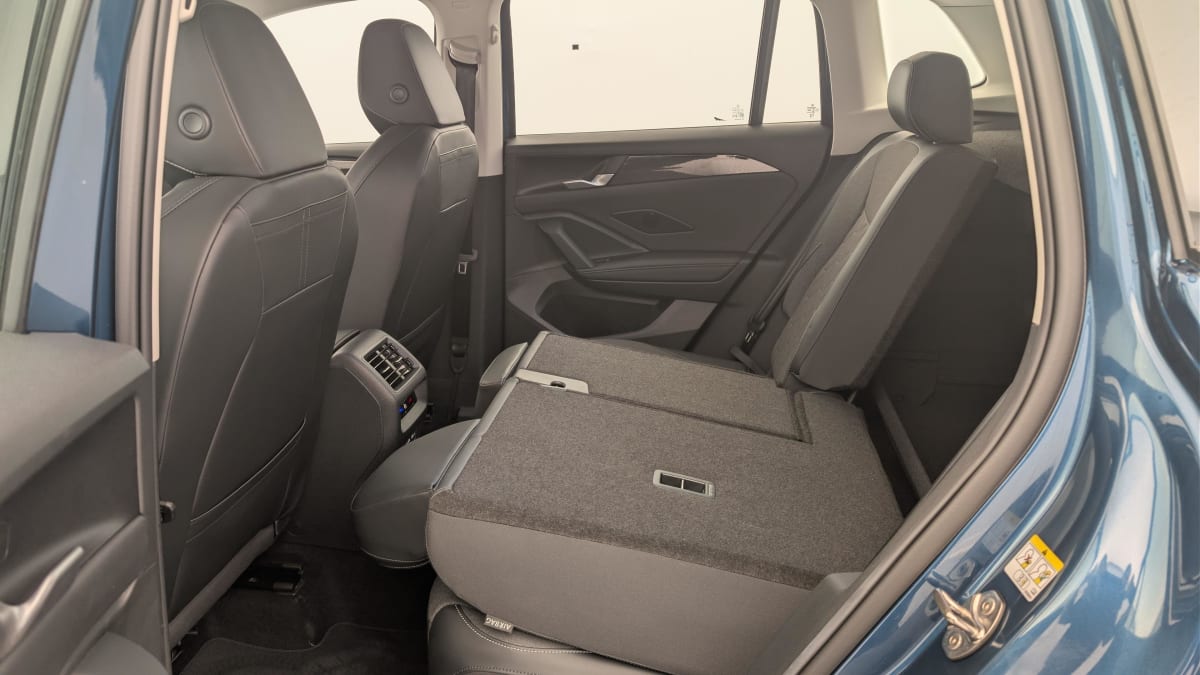 Volkswagen Tiguan - Image 12