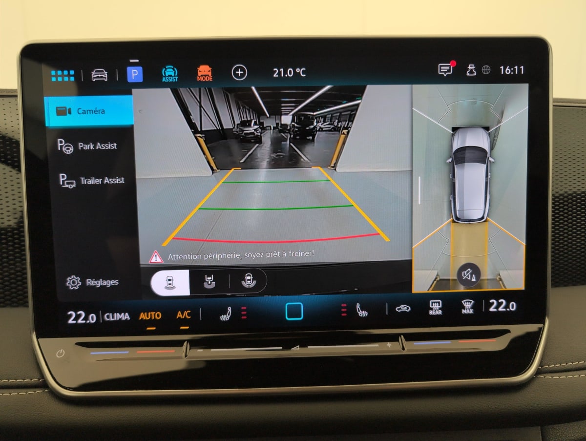 Volkswagen Tiguan - Image 17
