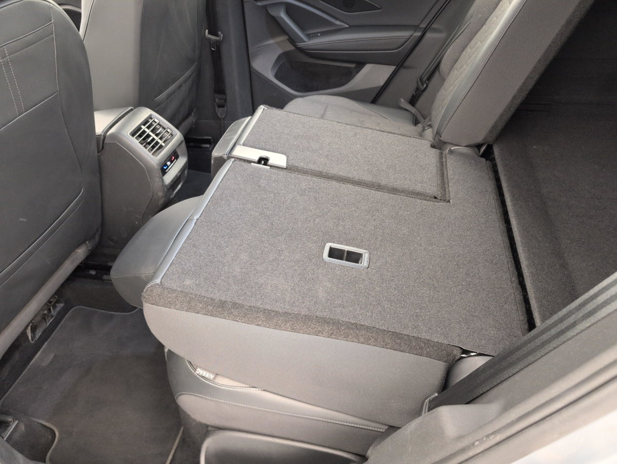 Volkswagen Tiguan - Image 12
