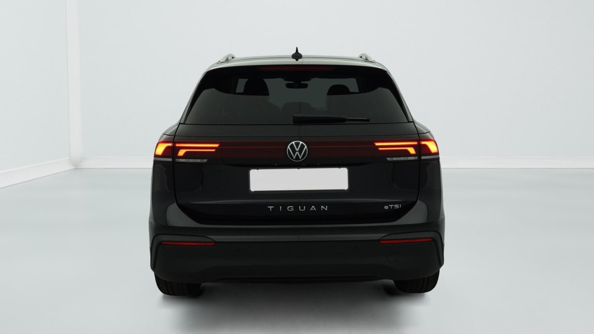 Volkswagen Tiguan - Image 6