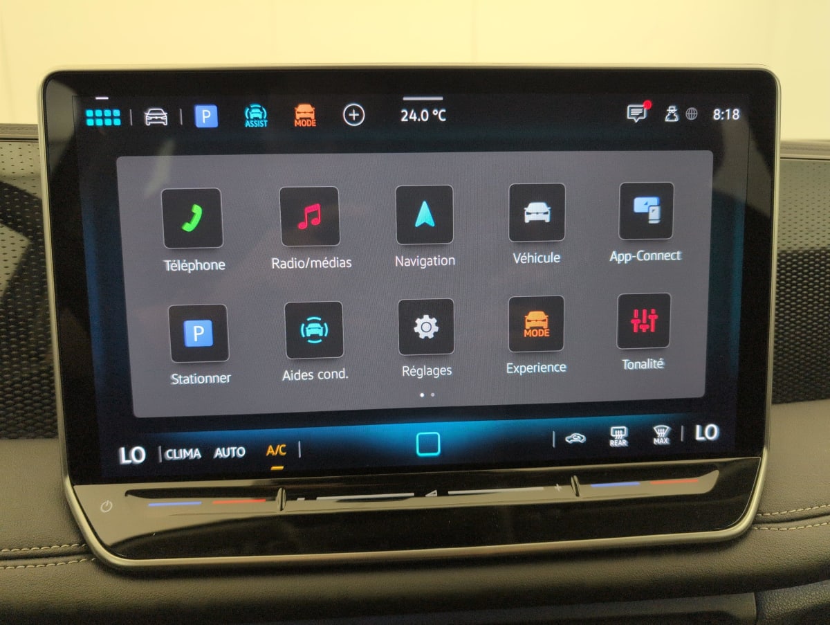 Volkswagen Tiguan - Image 18