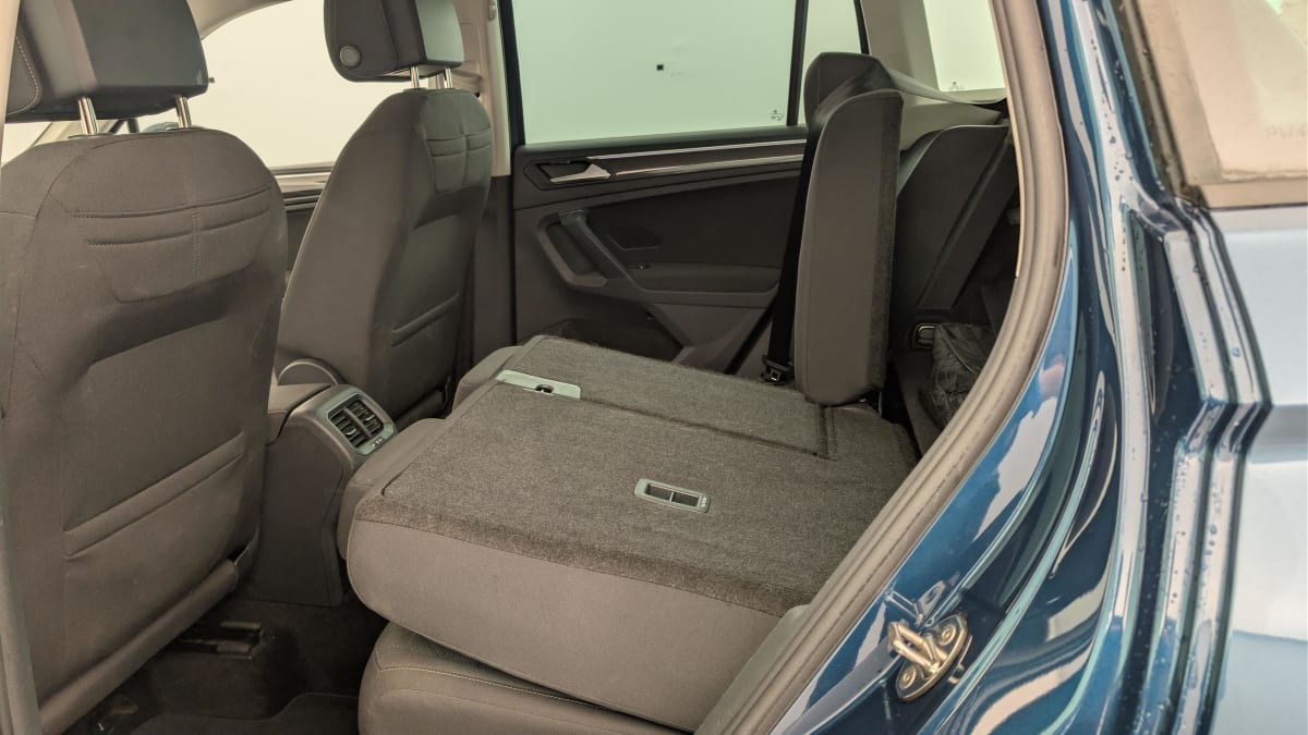 Volkswagen Tiguan - Image 12