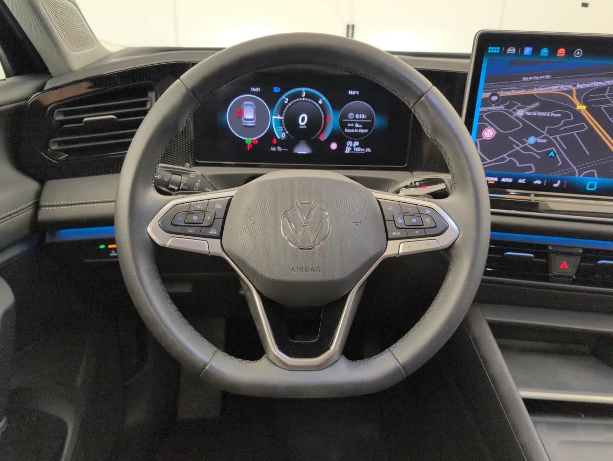 Volkswagen Tiguan - Image 14