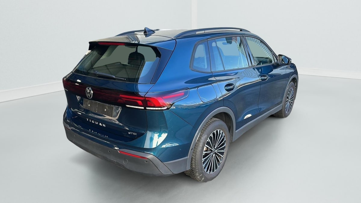 Volkswagen Tiguan - Image 7