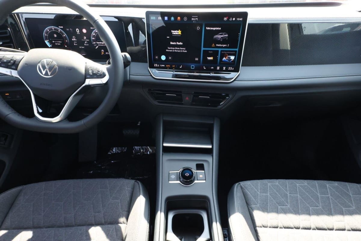 VOLKSWAGEN TIGUAN 130 DSG