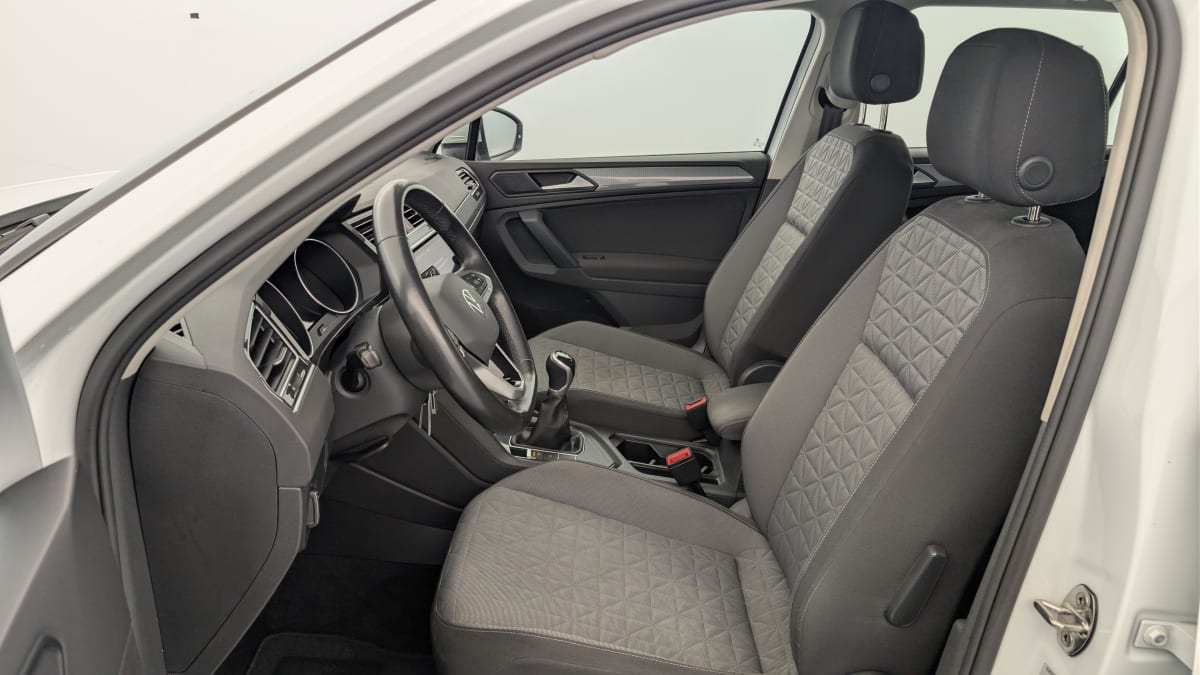 Volkswagen Tiguan - Image 16