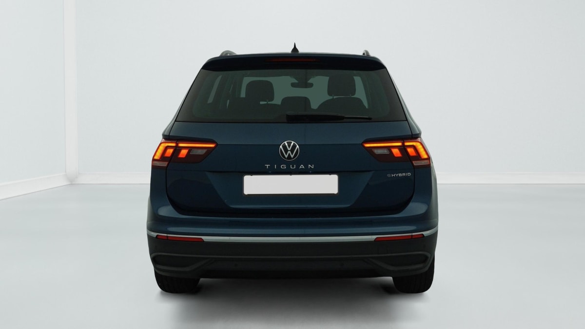 Volkswagen Tiguan - Image 6