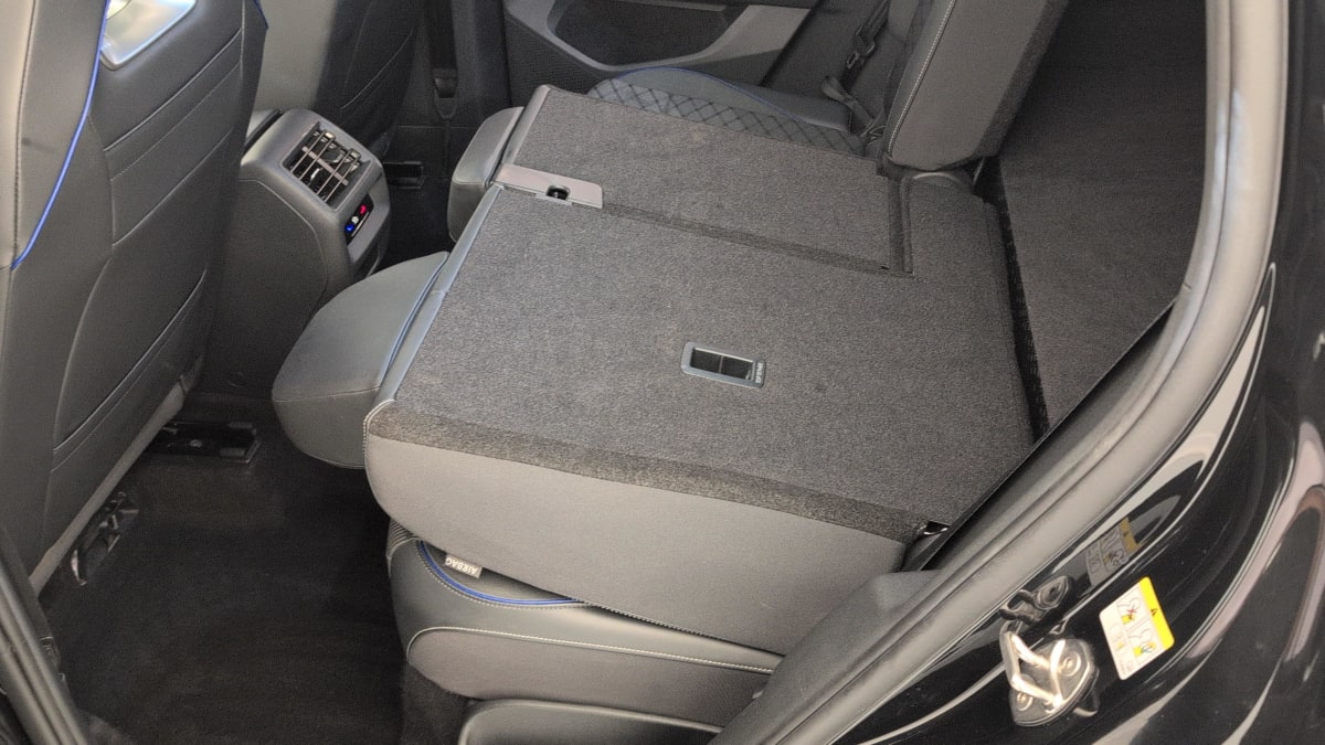 Volkswagen Tiguan - Image 12