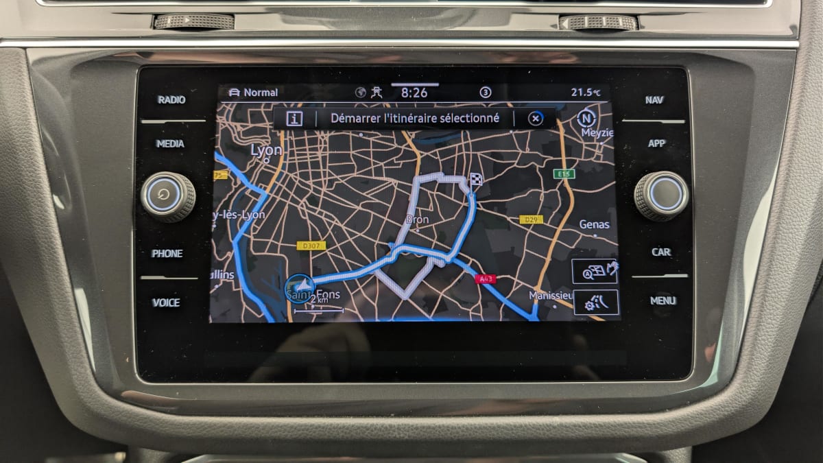 Volkswagen Tiguan - Image 18