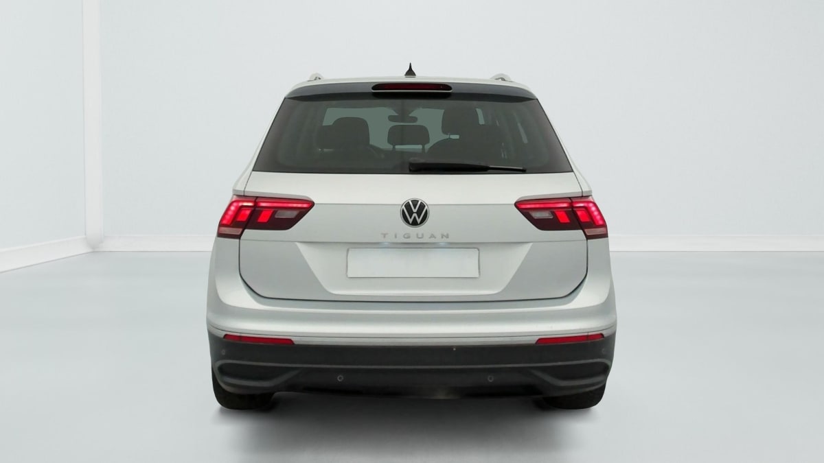 Volkswagen Tiguan - Image 6