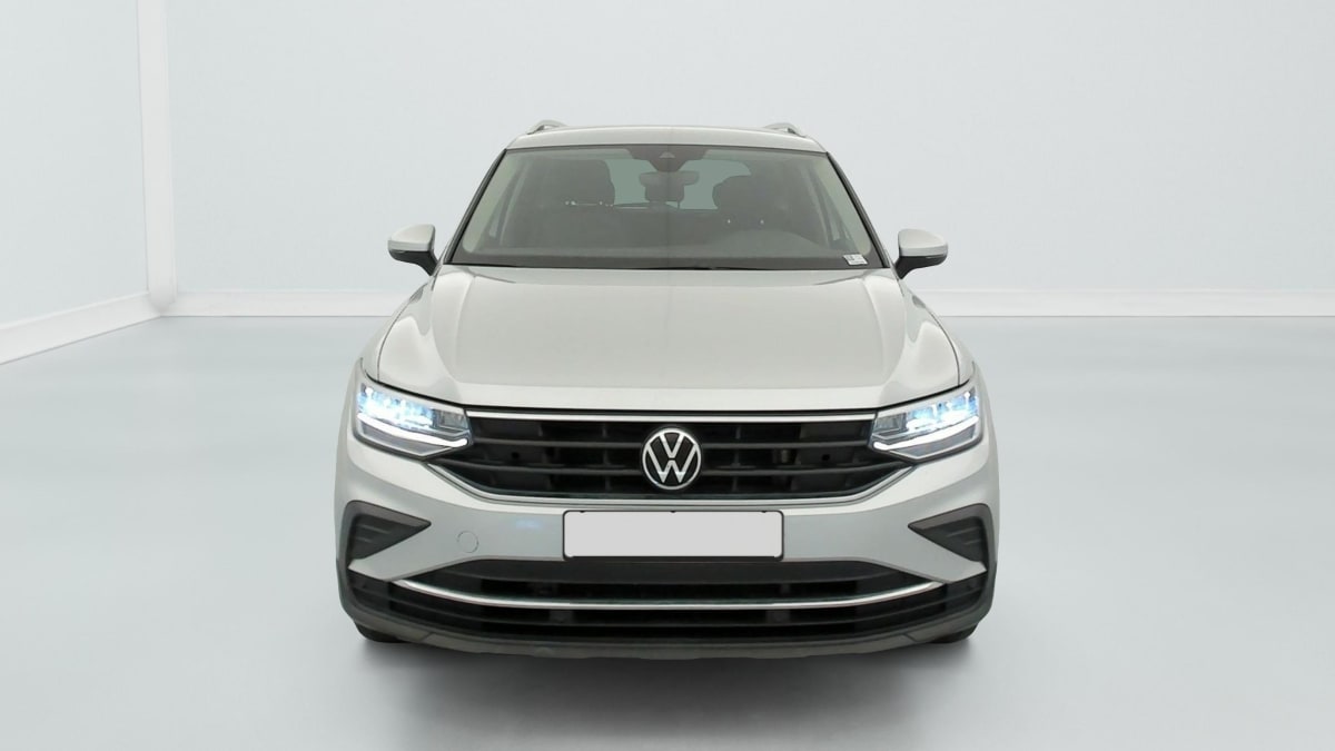 Volkswagen Tiguan - Image 2