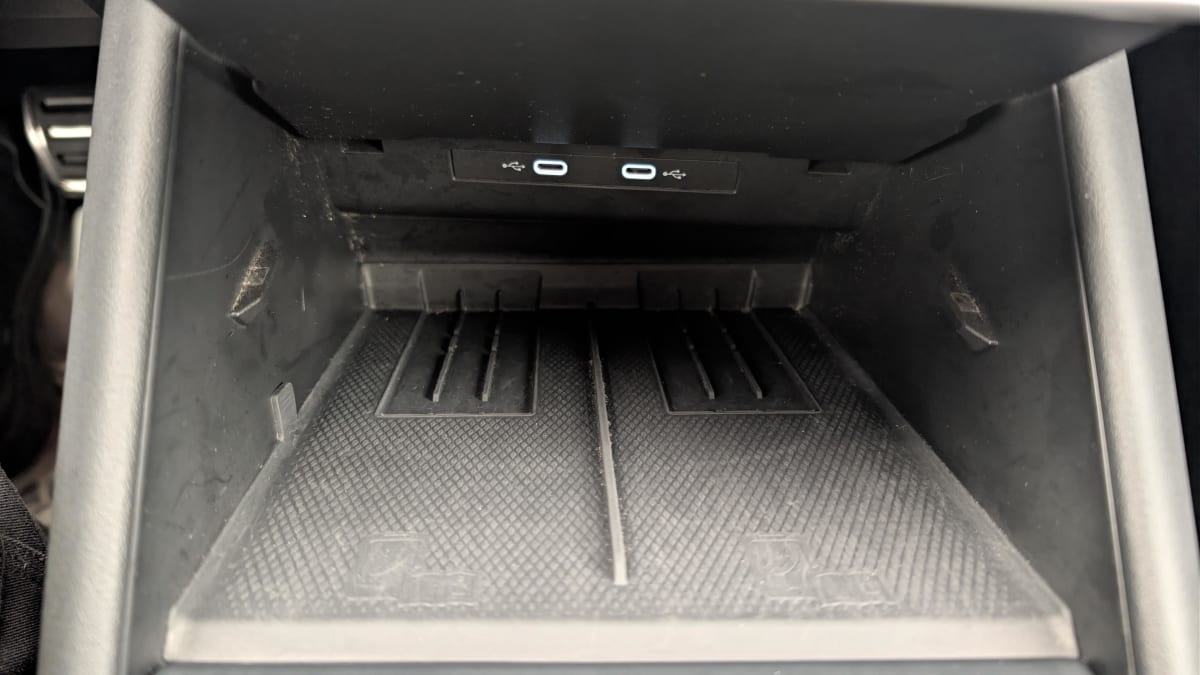 Volkswagen Tiguan - Image 21