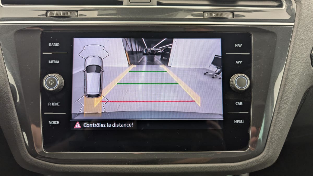 Volkswagen Tiguan - Image 20