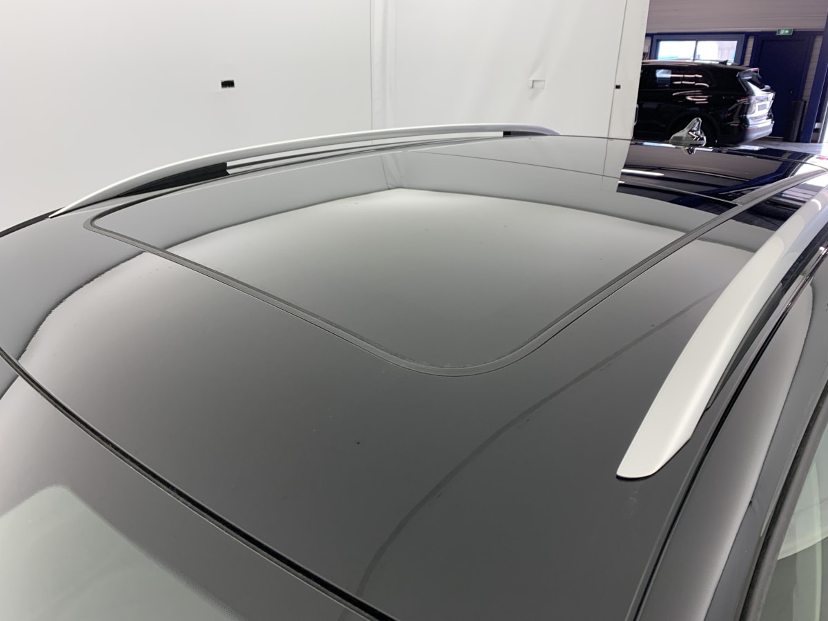 Volkswagen Tiguan - Image 20