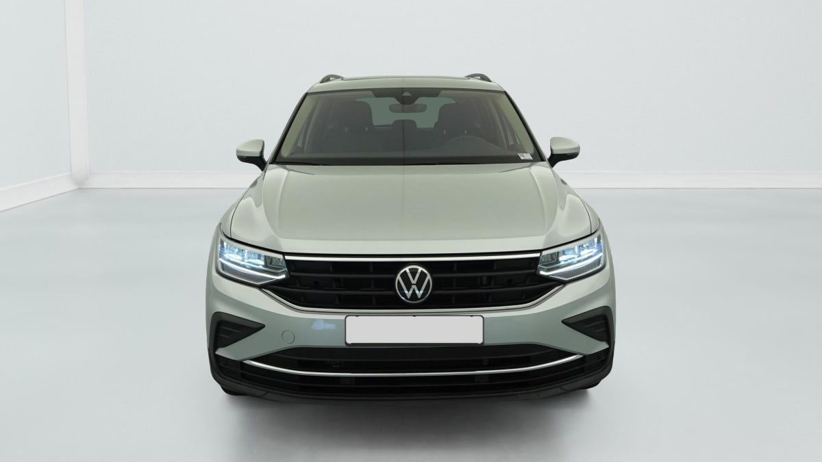 Volkswagen Tiguan - Image 2